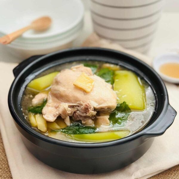 Easy Chicken Tinola (Tinolang Manok) - Deliciously Rushed