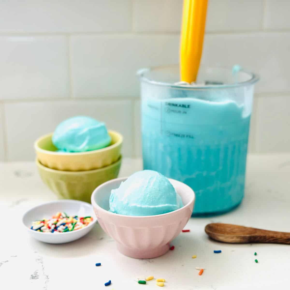 Bubble gum ice cream ready to be enjoyed.