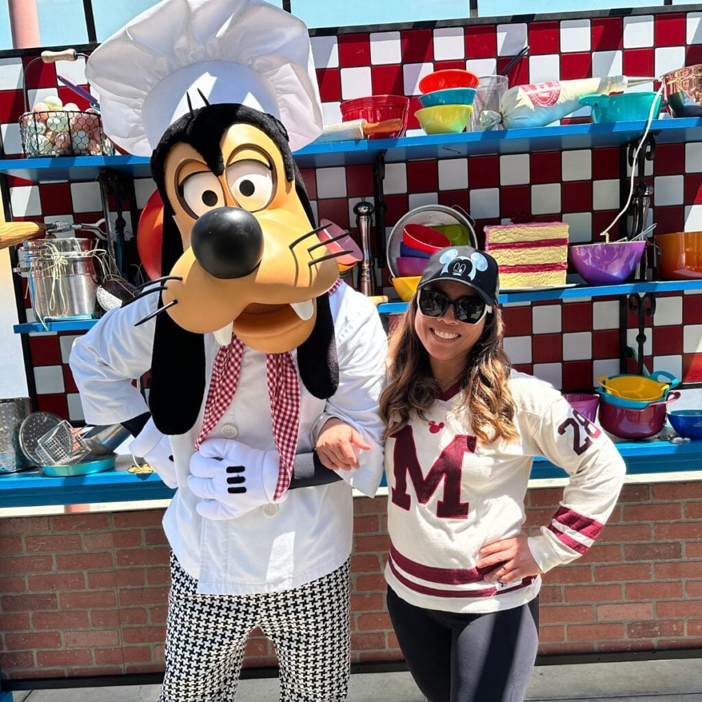 Rose with Chef Goofy.